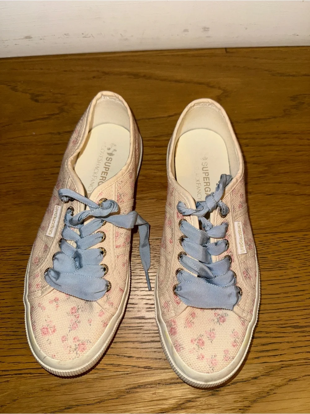 LoveShackFancy Cream and Pink Floral Low-Top Sneakers with Light Blue Laces